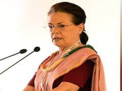 Sonia Gandhi To Join Congress' Bharat Jodo Yatra In Karnataka Today As It Resumes After 2-Day Break