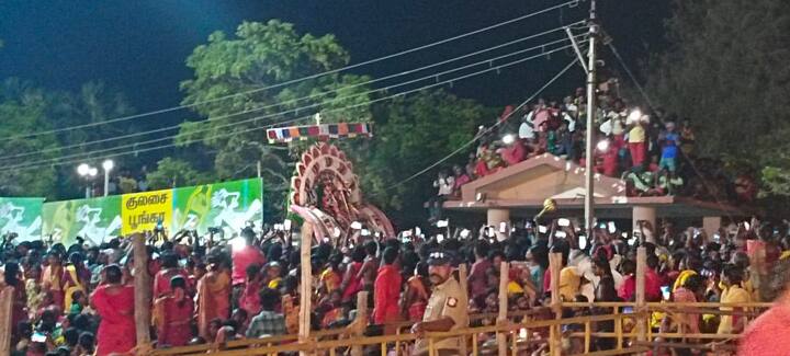 மஹிஷாசூரனை வதம் செய்ய கிளம்பிய முத்தாரம்மன்