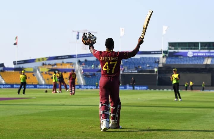 2014-ல் ஒரு நாள் போட்டிகளில் இருந்து ஓய்வு பெற்றார்