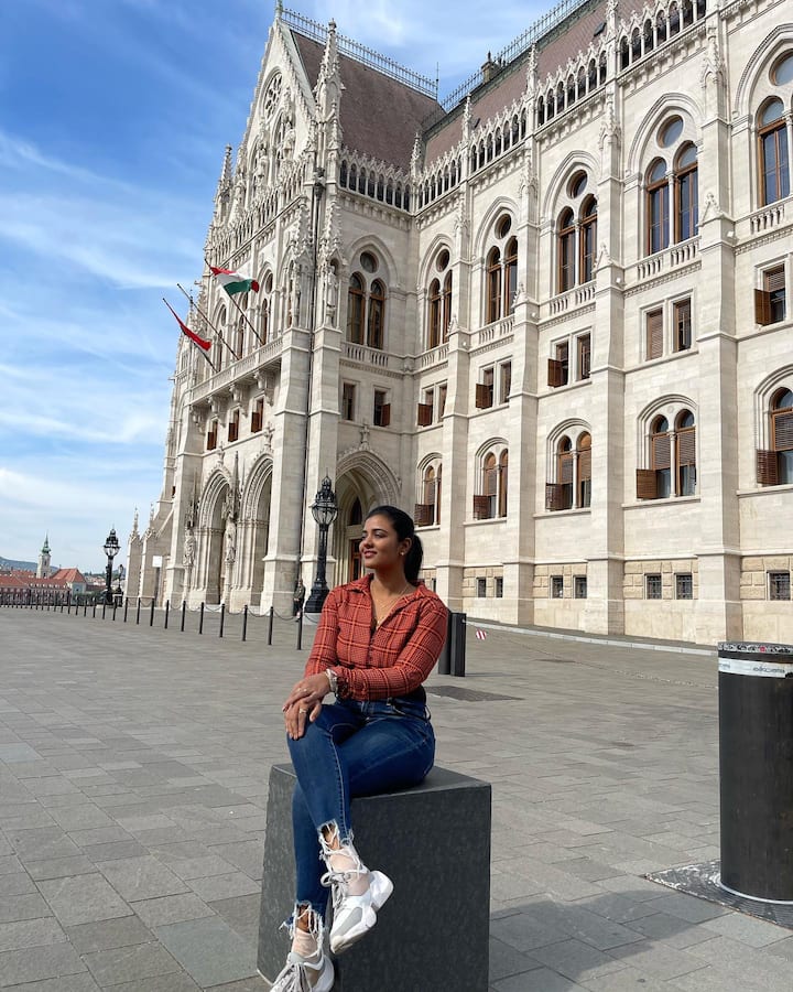 ఈ సినిమాలో నటనకు గాను క్రిటిక్ అవార్డు అందుకుంది. Photo@Aishwarya Rajesh/instagram