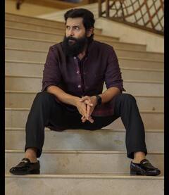 Vikram: வரிவரி புலி அஞ்சாதடா துஞ்சாதடா சோழா சோழா...நடிகர் விக்ரமின் ஸ்டைலிஷ் போட்டோஷூட் !