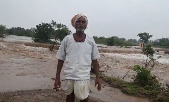 Maharashtra Rain : परतीच्या पावसाचा राज्यात धुमाकूळ, 'या' जिल्ह्यांना पावसानं झोडपलं, शेती पिकांचं मोठं नुकसान