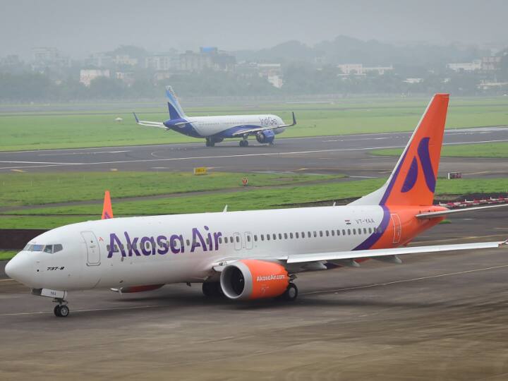 Delhi-Bound Akasa Flight Suffers Bird Hit, Damage Reported After Landing Delhi-Bound Akasa Flight Suffers Bird Hit, Damage Reported After Landing