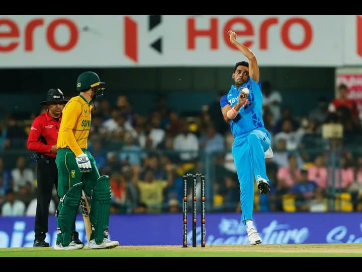 india vs south africa deepak chahar ankle injury first odi IND vs SA: पहले वनडे में क्यों नहीं खेले थे दीपक चाहर? सामने आई अहम जानकारी