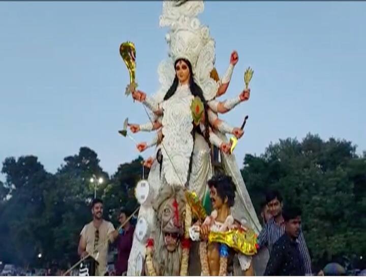 District Durga Puja Carnival: এবার কলকাতার আদলে জেলায় জেলায় দুর্গাপুজোর কার্নিভাল করার ঘোষণা করেছিলেন মুখ্যমন্ত্রী।