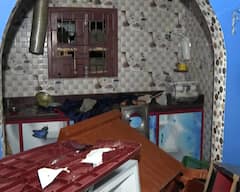 হরিদেবপুর কাণ্ডে ধুন্ধুমার, অভিযুক্ত বান্ধবীর বাড়িতে চড়াও উত্তেজিত পড়শিরা