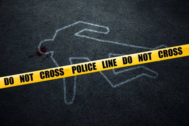 Disturbance over property, nephew accused of killing uncle by hacking him with a sharp weapon North 24 Paragana: সম্পত্তি নিয়ে অশান্তি, কাকাকে ধারাল অস্ত্র দিয়ে কুপিয়ে খুনের অভিযোগ ভাইপোর বিরুদ্ধে