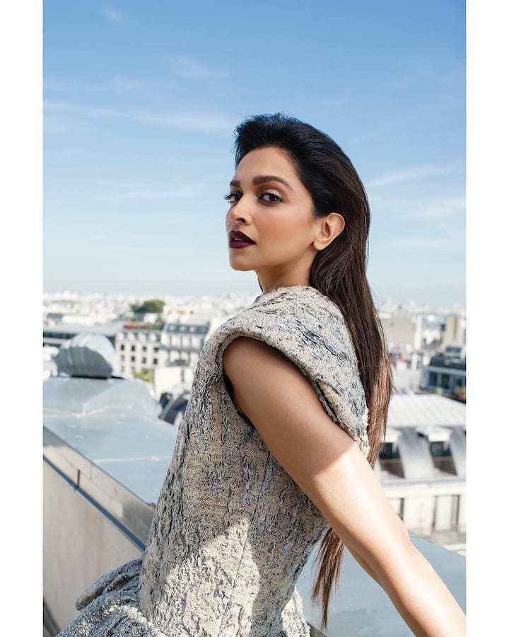 Deepika looked stunning in a printed ruffle dress