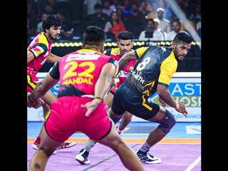 Pro Kabaddi League 2022: बेंगलुरु बुल्स ने रोमांचक मुकाबले में तेलुगु टाइटंस को 34-29 से हराया, दिग्गज खिलाड़ी हुए फ्लॉप