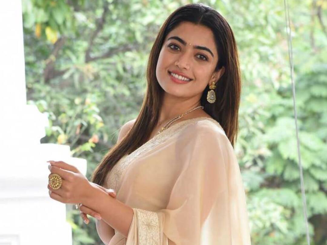 Pushpa 2: रश्मिका मंदाना ने 'पुष्पा 2' को लेकर किया बड़ा खुलासा, फिल्म को लेकर दी यह जानकारी rashmika mandana on pushpa 2 update actress revealed when film shooting begin Pushpa 2: रश्मिका मंदाना ने 'पुष्पा 2' को लेकर किया बड़ा खुलासा, फिल्म को लेकर दी यह जानकारी