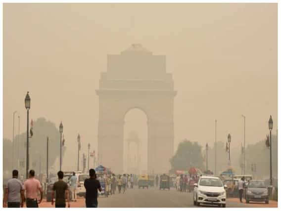 વધતા વાયુ પ્રદૂષણને કારણે માત્ર રોગો જ નથી વધી રહ્યા પરંતુ તેના કારણે લોકોની ઉંમર પણ દર વર્ષે ઘટી રહી છે. તમારા ઘરોમાં નેચરલ એર પ્યુરિફાયર પ્લાન્ટ લગાવો. આ ઘરની અંદરની હવાને શુદ્ધ કરવામાં મદદ કરશે.