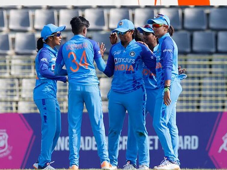 IND-W vs PAK-W Women's Asia Cup 2022 Pakistan fix the target to India IND-W vs PAK-W : பெண்களுக்கான ஆசிய கோப்பை போட்டி: இந்தியாவுக்கு 138 ரன்கள் இலக்கை நிர்ணயித்த பாகிஸ்தான்!