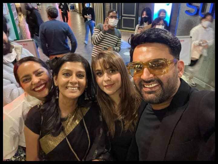 kapil-sharma-shares-selfie-from-busan-international-film-festival ਬੁਸਾਨ ਇੰਟਰਨੈਸ਼ਨਲ ਫ਼ਿਲਮ ਫ਼ੈਸਟੀਵਲ `ਚ ਦਿਖਾਈ ਗਈ ਕਪਿਲ ਸ਼ਰਮਾ ਦੀ ਫ਼ਿਲਮ, ਪਤਨੀ ਨਾਲ ਰੋਮਾਂਟਿਕ ਅੰਦਾਜ਼ `ਚ ਨਜ਼ਰ ਆਏ ਕਪਿਲ