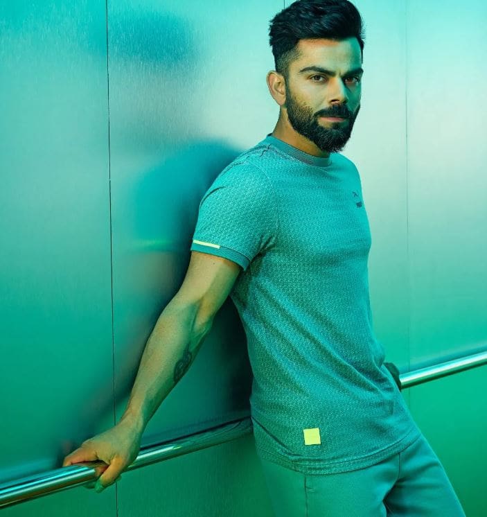 क्रिकेटर ने अपने नए वेंचर के बार में सोशल मीडिया पर भी फैंस को जानकारी दी है. कोहली ने अपने इंस्टाग्राम अकाउंट पर एक रील वीडियो के साथ लिखा, 