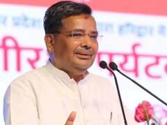 Aligarh मुस्लिम यूनिवर्सिटी में देश विरोधी नारे मामले पर यूपी सरकार सख्त, मंत्री जयवीर सिंह ने कहा- नहीं करेंगे बर्दाश्त