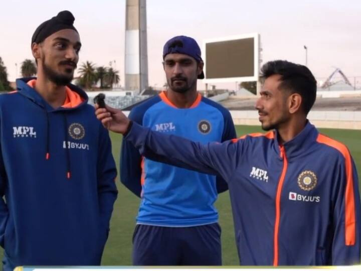 T20 World Cup 2022 first time playing Yuzvendra Chahal Deepak Hooda Arshdeep singh says about feeling for team india VIDEO: पहली बार T20 World Cup खेलने को लेकर हुड्डा-चहल ने बताई फीलिंग, अर्शदीप ने दिया दिलचस्प रिएक्शन