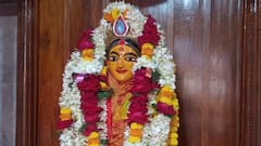 Birbhum: দেড় হাজার বছরের ঐতিহ্য আঁকড়ে লক্ষ্মীপুজো বীরভূমের ময়ূরেশ্বরে ঘোষ গ্রামে