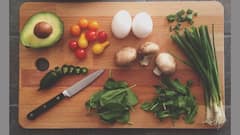 Eggs: রোজ দুটো করে ডিম খাওয়ার অভ্যাস স্বাস্থ্যকর নাকি ক্ষতিকর?