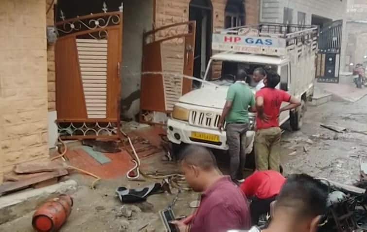 4 died and 16 got injured in a gas cylinder explosion in the Kirti Nagar area of Jodhpur  Jodhpur gas cylinder explosion: જોધપુરમાં ગેસ સિલિન્ડરમાં વિસ્ફોટ, 4 લોકોના મોત 16 ઘાયલ