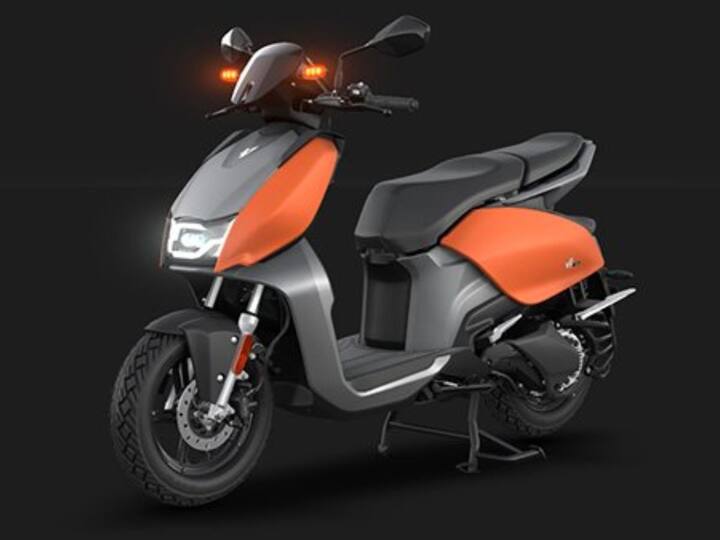 कंपनीने ही स्कूटर V1 Pro आणि V1 Plus या दोन प्रकारात लॉन्च केली आहे.