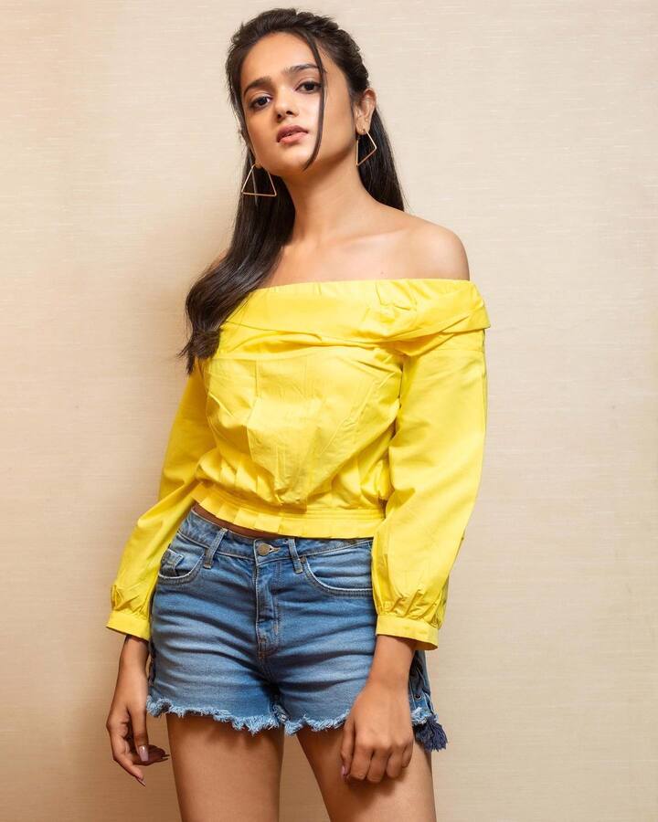 శ్రీ సత్య అందమైన ఫోటోలు  -Image Credit: Sri sathya/Instagram