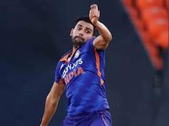 বিশ্বকাপ সম্ভাবনা শেষ চাহারের? নেট বোলার হিসেবে যোগ দিচ্ছেন মুকশ, সাকারিয়া