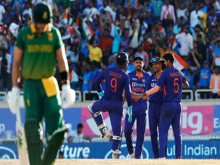 IND vs SA, 2nd ODI: South Africa sets 279 runs target for team india IND vs SA, 2nd ODI: સાઉથ આફ્રિકાએ ભારતને જીતવા આપ્યો 279 રનનો લક્ષ્યાંક, માર્કરામના 79 રન; સિરાજની 3 વિકેટ