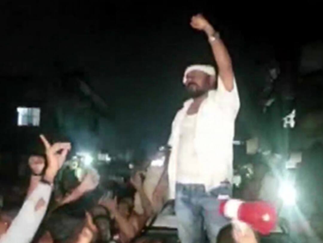 Anyone Who Speaks Up Under BJP Govt Is Beaten Up, Alleges Gujarat Congress MLA Attacked In Navsari Gujarat Assembly Election 2022: Anyone Who Speaks Up Under BJP Govt Is Beaten Up, Alleges Gujarat Congress MLA Attacked In Navsari Anyone Who Speaks Up Under BJP Govt Is Beaten Up, Alleges Gujarat Congress MLA Attacked In Navsari