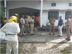 देवरिया के कुख्यात गैंगस्टर वृद्धिचंद्र पर प्रशासन की सख्त कार्रवाई, 45 लाख की संपत्ति कुर्क