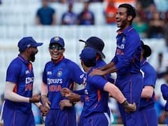 डेब्यू मैच में खतरनाक गेंदबाजी से शाहबाज़ अहमद ने झटका पहला विकेट, इस तरह मलान को भेजा पवेलियन