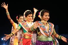 Narmada Mahotsav: जबलपुर के भेड़ाघाट में दो नर्मदा महोत्सव का हुआ आगाज, देखें तस्वीरें