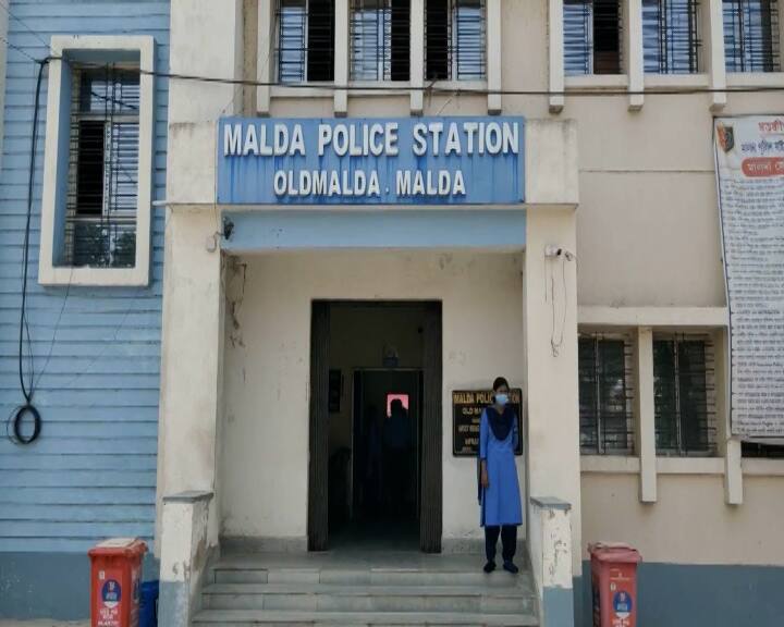 Malda Snatching News: lorry driver injured for obstructing robbery, including 2 Malda News: মালদায় দুষ্কৃতী দৌরাত্ম্য, ছিনতাইয়ে বাধা দেওয়ায় আক্রান্ত লরিচালক-সহ ২