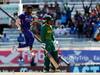 IND vs SA ODI: స్వింగ్ లేదు! వేరే ప్లాన్తో వికెట్లు పడగొట్టిన సిరాజ్!