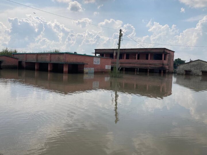 Ground Report: गोपालगंज में बाढ़ से तबाही का मंजर, सड़कें और घर पानी से हुई लबालब, खोखले निकले प्रशासन के दावे