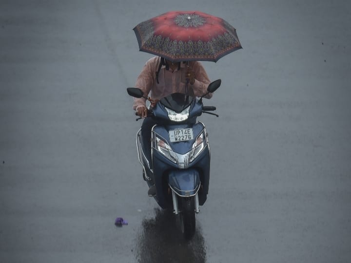Lucknow Rain Alert Lucknow heavy rain Warning administration issued advisory for people ann Lucknow Rain Alert: लखनऊ में भारी बारिश का अनुमान, प्रशासन ने लोगों के लिए जारी की एडवाइजरी