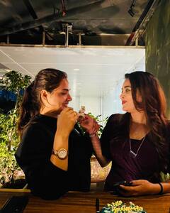 భానుశ్రీ బర్త్ డేలో బిగ్‌‌బాస్ మాజీ కంటెస్టెంట్లు