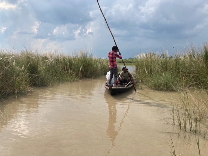 Ground Report: गोपालगंज में बाढ़ से तबाही का मंजर, सड़कें और घर पानी से हुई लबालब, खोखले निकले प्रशासन के दावे