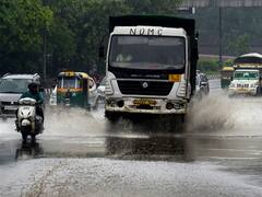 Photos: दिल्ली एनसीआर की रुकी रफ्तार! फसलें बर्बाद, 53 सालों का टूटा रिकार्ड