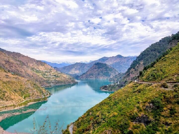 IRCTC Dalhousie Tour: अगर खूबसूरत वादियों में घूमने के शौकीन हैं तो IRCTC आपके लिए एक शानदार टूर पैकेज लेकर आता रहता है.