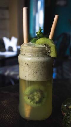 Kiwi Juice Benefits : किवीचा ज्यूस आरोग्यासाठी लाभदायी; पाहा आश्चर्यकारक फायदे