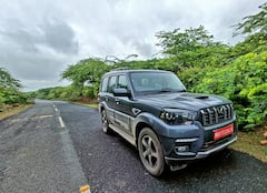 পুরনো গাড়িতে নতুন লোগো, কী বদলেছে স্করপিও ক্লাসিকে ?