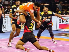 Pro Kabaddi: பரபரப்பான ஆட்டம்: ப்ரோ கபடியில் டேபிள் டாப்பராக நிலைநிறுத்திக்கொண்ட பெங்களூரு அணி