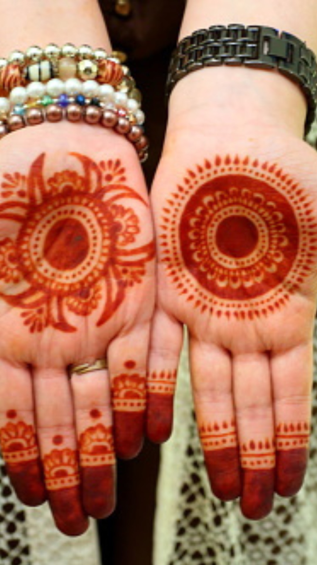 Circle Mehndi Design [AN 6037] | MehndiDig.com