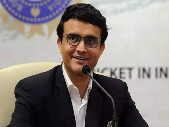 sourav ganguly biopic sourav ganguly s biopic will be made ranbir kapoor will play the role of grandfather shooting will start soon Sourav Ganguly Biopic : सौरव गांगुलीवर चित्रपट येतोय, रणबीर कपूर 'दादा'च्या भूमिकेत