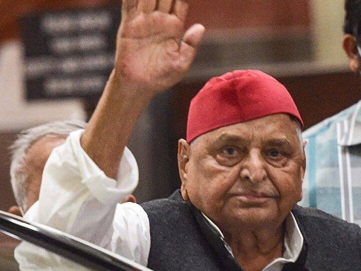 Mulayam Singh Yadav: यूपी की सियासत में हरफनमौला खिलाड़ी थे मुलायम सिंह, पढ़िए उनकी राजनीति का ये किस्सा Mulayam Singh was an all-rounder in the politics of UP read this story of his politics Mulayam Singh Yadav: यूपी की सियासत में हरफनमौला खिलाड़ी थे मुलायम सिंह, पढ़िए उनकी राजनीति का ये किस्सा