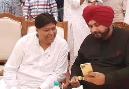 congress conflict: ਨਵਜੋਤ ਸਿੱਧੂ ਦੇ ਕਰੀਬੀ ਲਾਲੀ ਨੂੰ 6 ਸਾਲਾਂ ਲਈ ਕਾਂਗਰਸ ਚੋਂ ਕੱਢਿਆ ਬਾਹਰ congress conflict: ਨਵਜੋਤ ਸਿੱਧੂ ਦੇ ਕਰੀਬੀ ਲਾਲੀ ਨੂੰ 6 ਸਾਲਾਂ ਲਈ ਕਾਂਗਰਸ ਚੋਂ ਕੱਢਿਆ ਬਾਹਰ