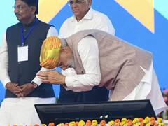 PM Modi Jamnagar Pics: देखें पीएम मोदी के जामनगर दौरे की खास तस्वीरें, प्रधानमंत्री ने प्रमुख विकास कार्यों का किया है उद्घाटन
