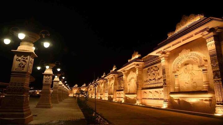 पंतप्रधान नरेंद्र मोदी आज महाकाल कॉरिडॉरचे उद्घाटन करतील, ज्याचा पहिला टप्पा पूर्ण झाला आहे.