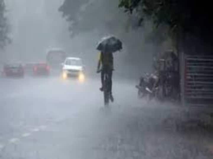 Kanpur News So much rain recorded after 37 years IMD released data Kanpur Weather Update: कानपुर में पिछले 37 सालों में रिकॉर्ड की गई इतनी बारिश, मौसम विभाग ने जारी किए आंकड़े