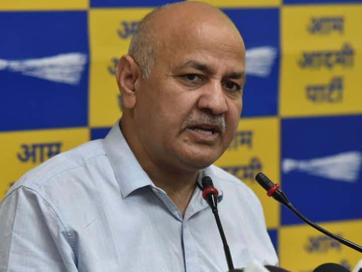 Amid Spike In Dengue Cases, Hospitals Have Been Asked To Ensure No Patient Is Denied Admission Due To Lack Of Beds: Sisodia Amid Surge In Dengue Cases, Delhi Govt Asks Hospitals Not To Deny Admission To Patients Over Lack Of Beds